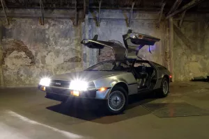 delorean zeitmaschine in real life scheinwerfer60